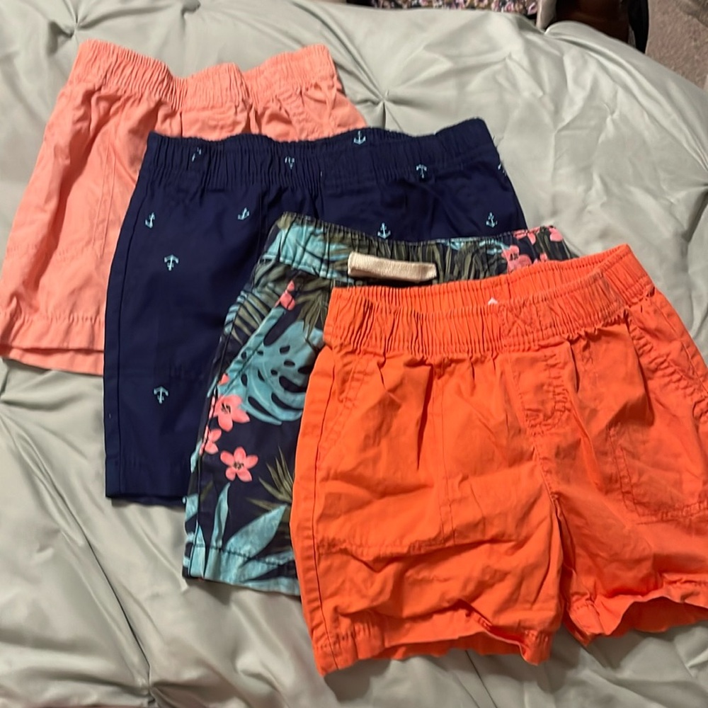 Four pairs of kids shorts size 18/24 months